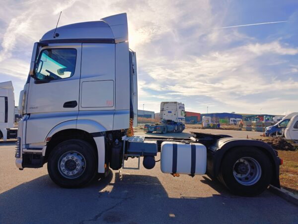 Mercedes-Benz Actros 1843 LS Full ADR , TOP !!! - imagine 4