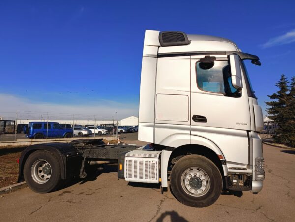 Mercedes-Benz Actros 1843 LS Full ADR , TOP !!! - imagine 3