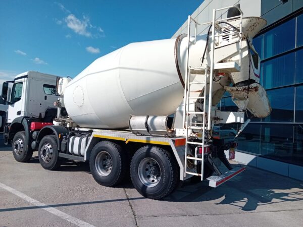 Mercedes-Benz AROCS 32.40 8x4 Betoniera/Beton Mixer 9m3, TOP !!! - imagine 9