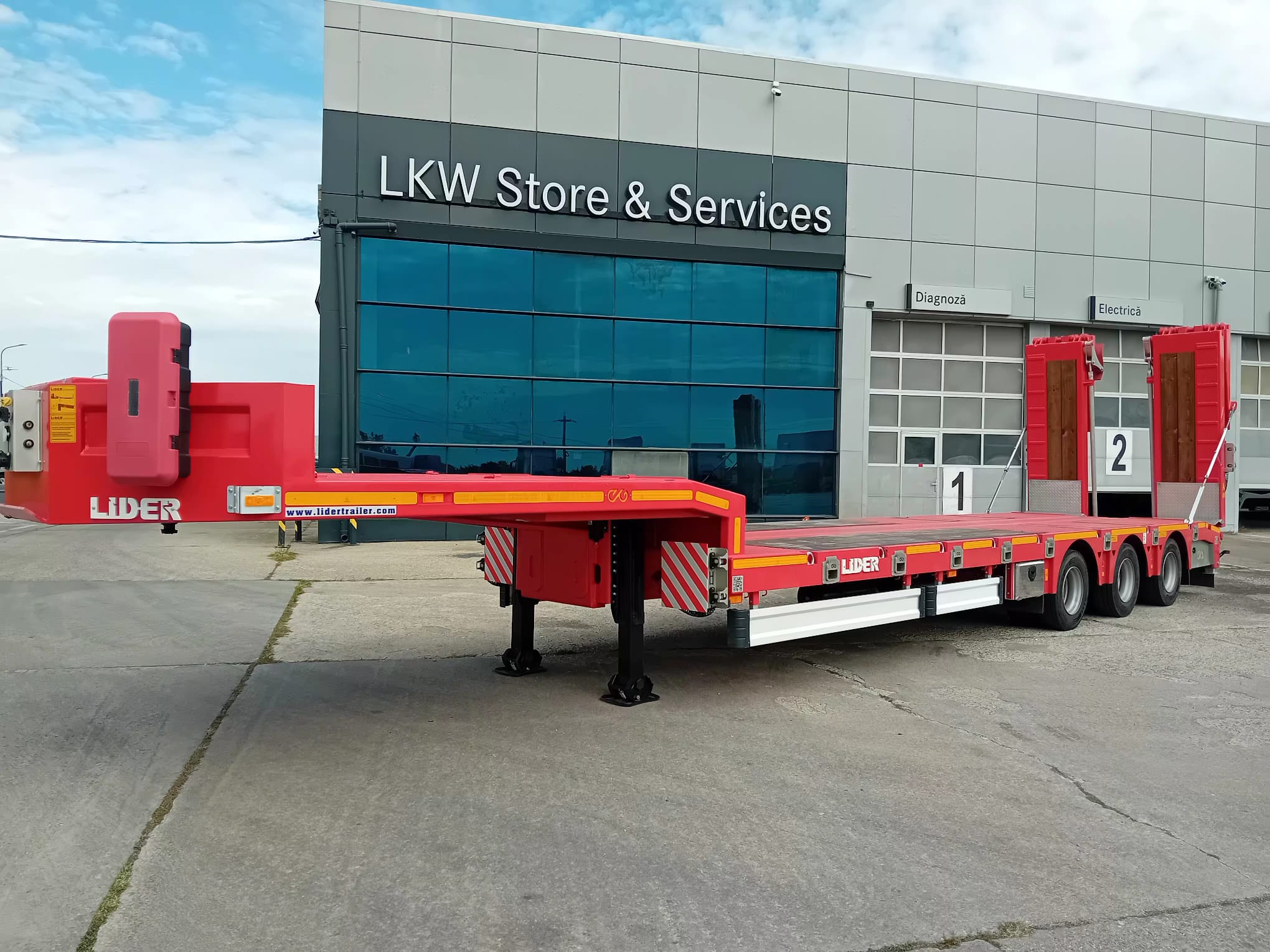 Lider TRAILER/LOW LOADER 3 AXE/3 AXELS, NOU/NEW TOP !!! - imagine 2